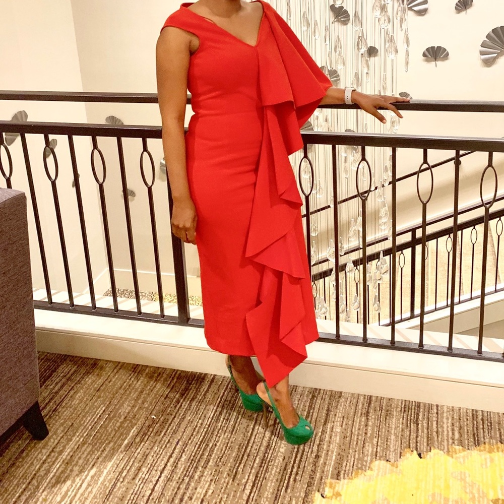 💃🏼 Your Best Closet Red Dress 💃🏼 - Picture 2 of 2